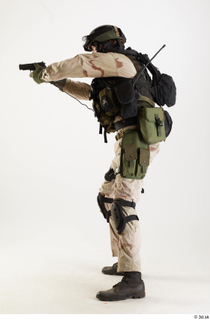 Photos Reece Bates Army Navy Seals Operator - Poses aiming…